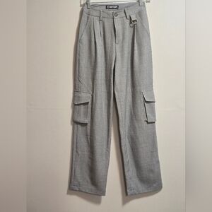 The Kript high waisted relaxed skate fit cargo pants color grey size XS